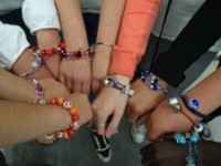 Bekijk details van Knutselworkshop: sieraden maken voor kids